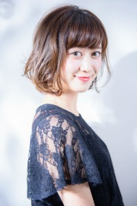 大人可愛いゆるウェーブボブ